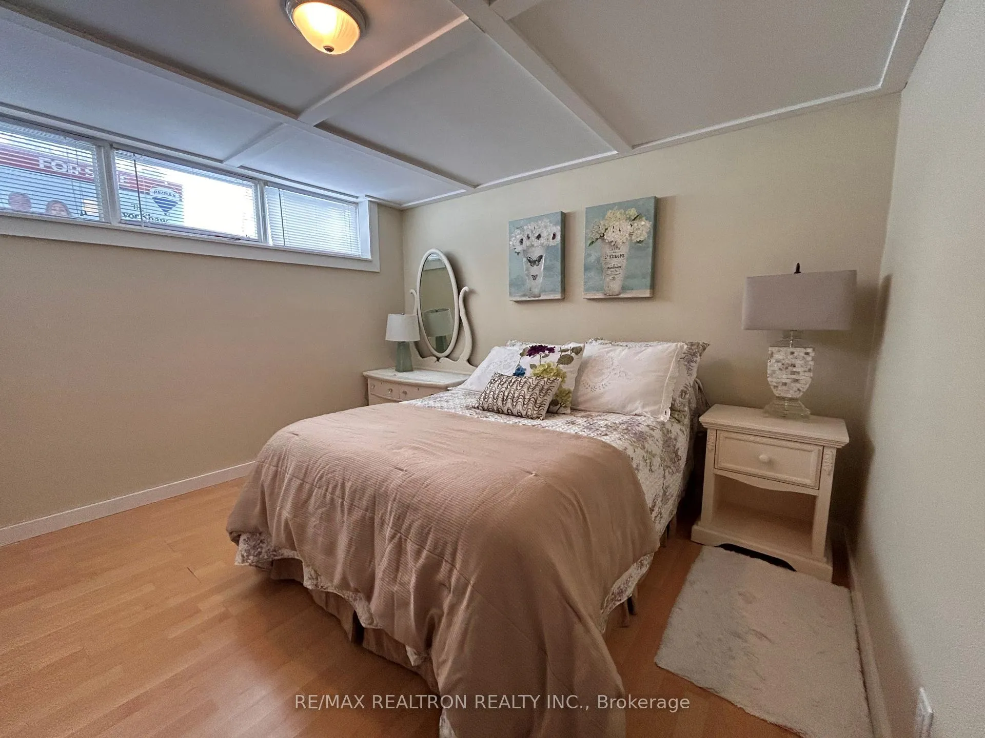 Photo 20 of 1203 St Vincent Street, Springwater, Midhurst — HOMEH