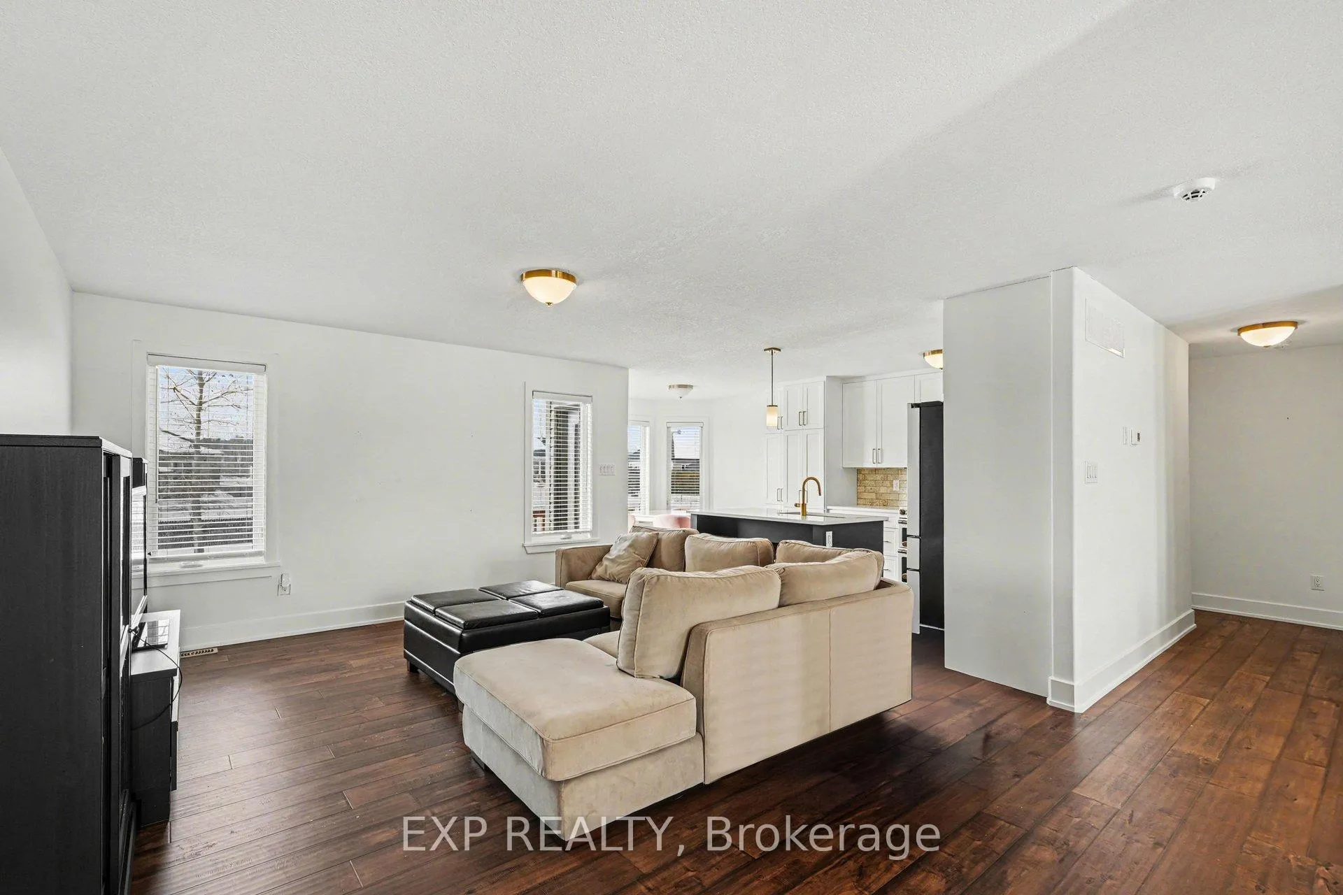 Photo 8 of 3512 Crosswind Crescent, Ottawa, Osgoode — HOMEH