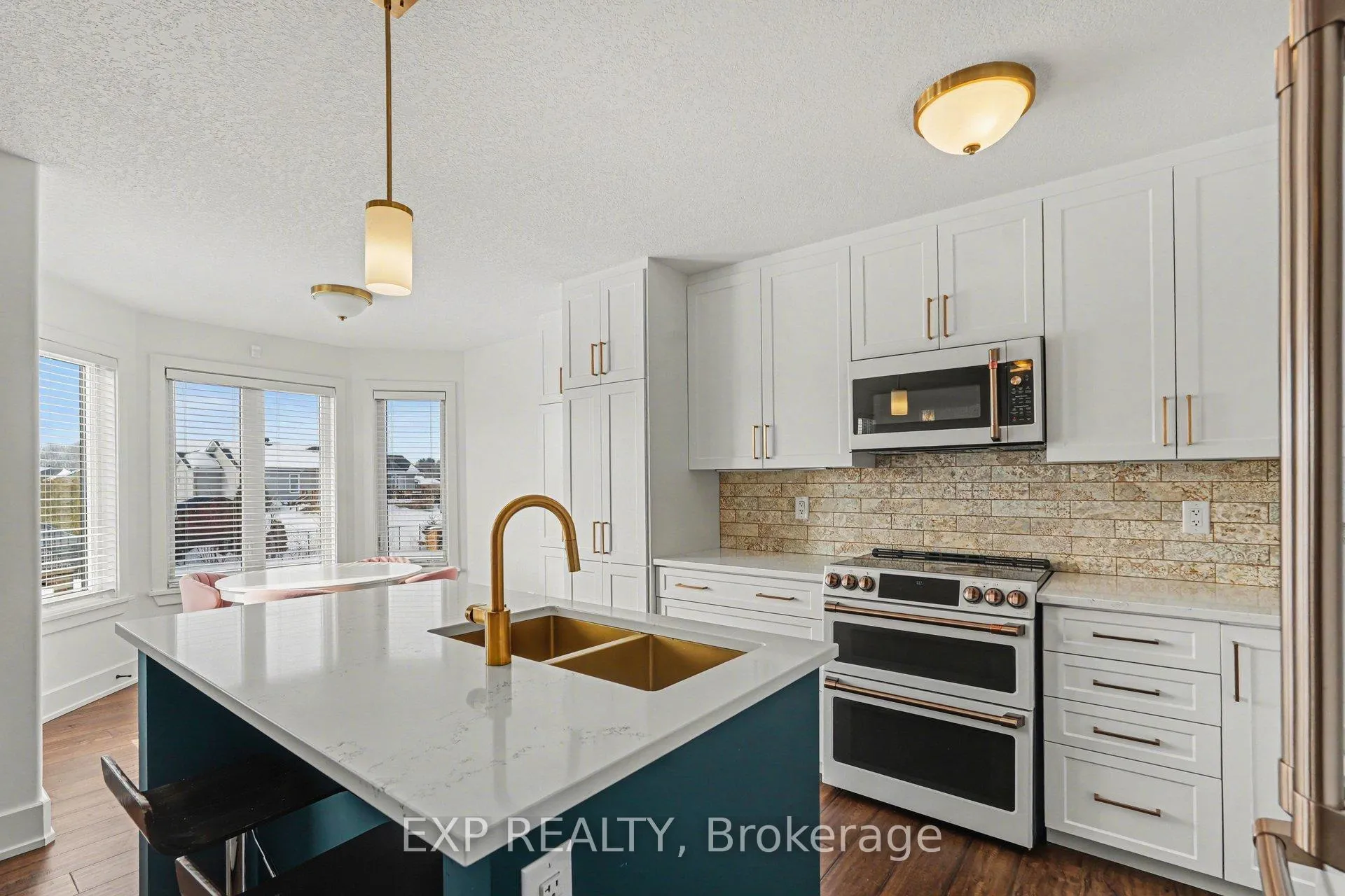 Photo 9 of 3512 Crosswind Crescent, Ottawa, Osgoode — HOMEH