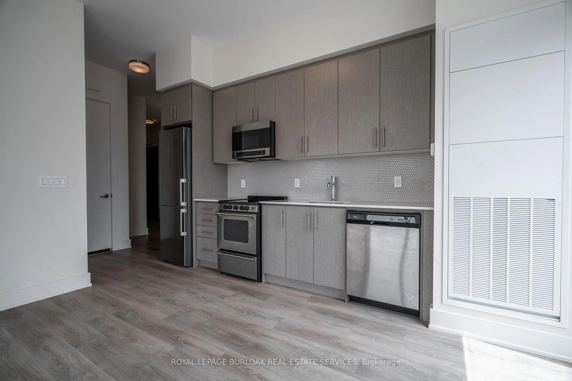 Photo 5 of Unit 1410, 212 King William Street, Hamilton, Beasley — HOMEH