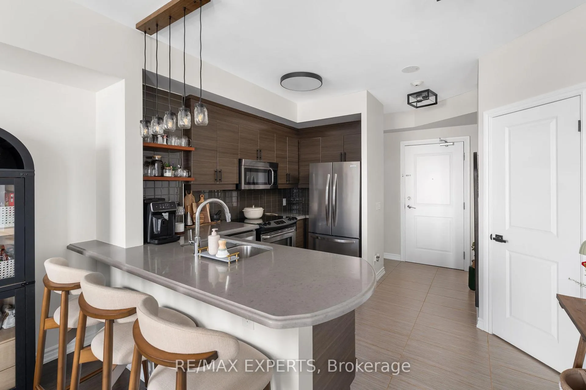 Photo 4 of Unit 1207, 7730 Kipling Avenue, Vaughan, Vaughan Grove — HOMEH