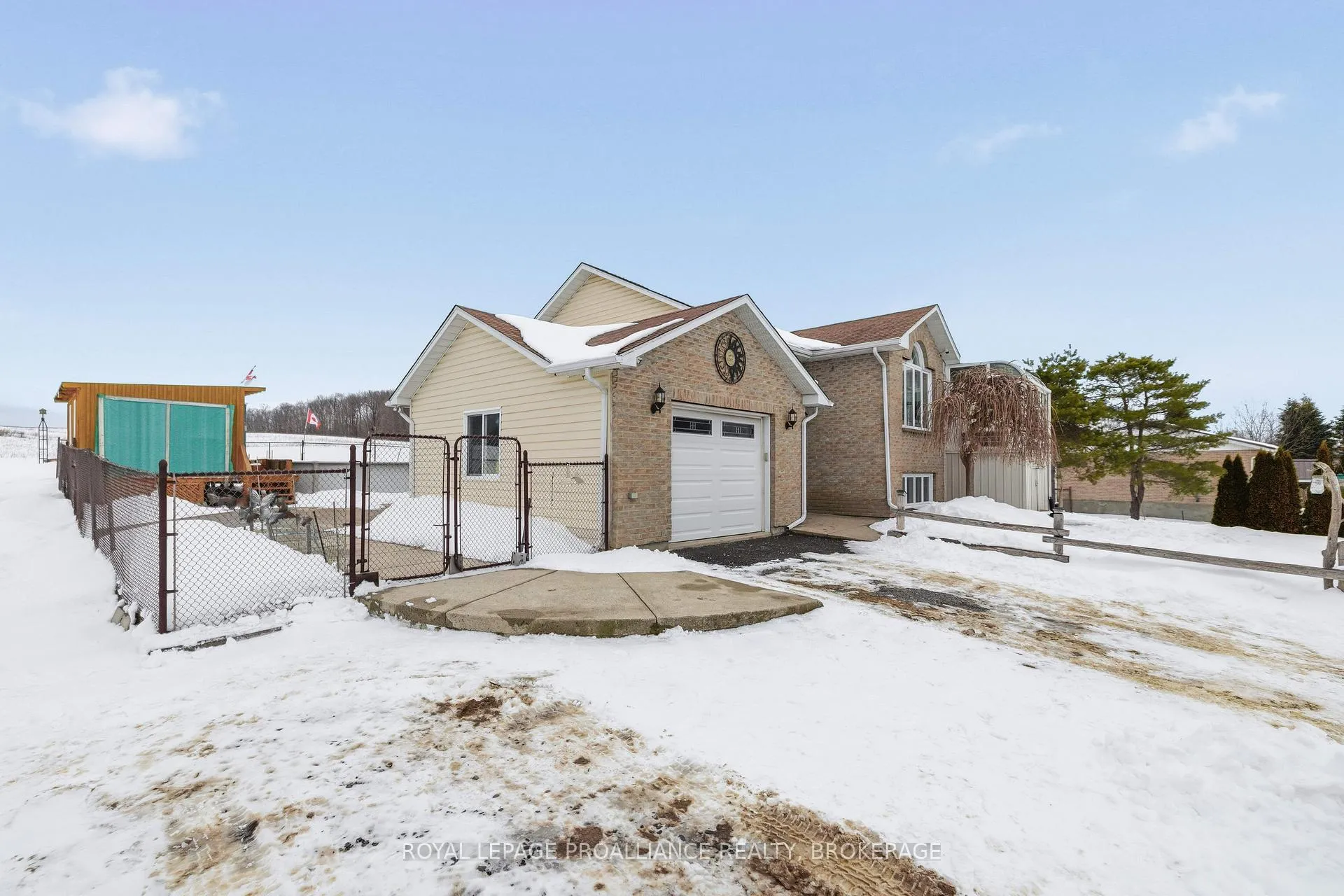 Photo 3 of 270 Mount Chesney Road, Frontenac, Frontenac South — HOMEH