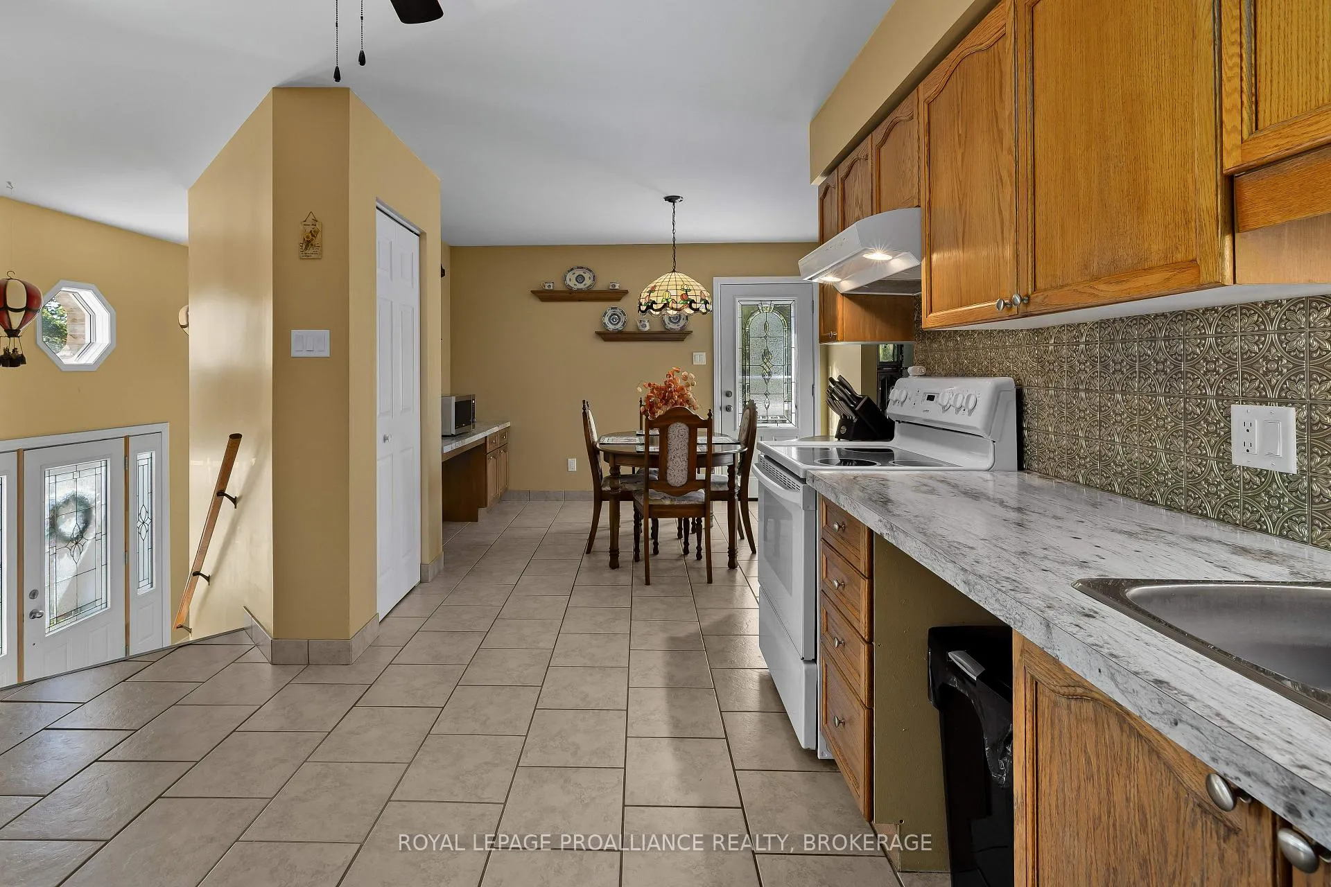 Photo 5 of 270 Mount Chesney Road, Frontenac, Frontenac South — HOMEH