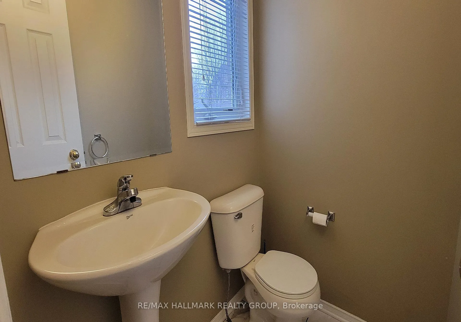 Photo 9 of 1620 Henri Lauzon Street, Ottawa, Chapel Hill — HOMEH