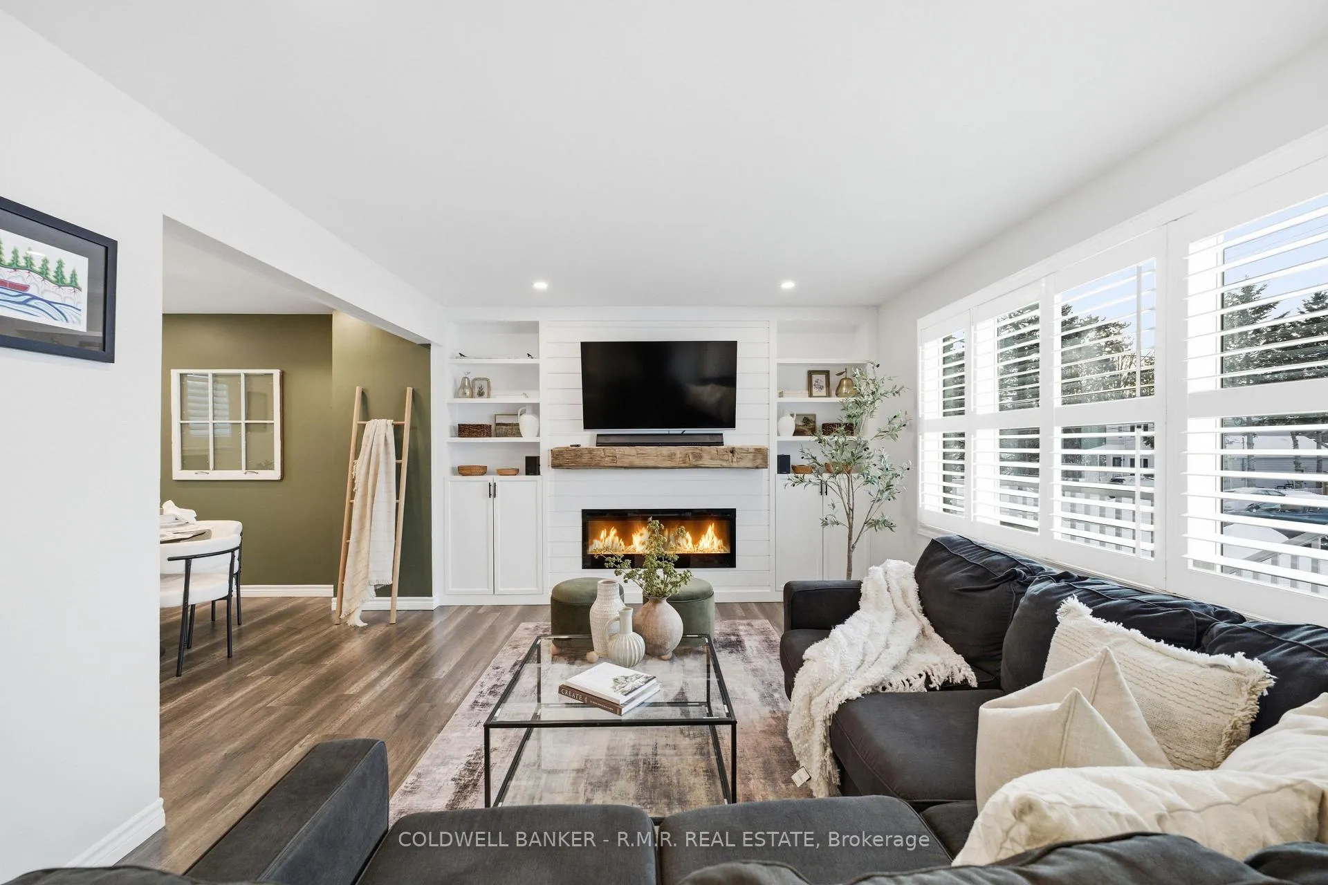 Photo 2 of 425 Bay Street, Scugog, Port Perry — HOMEH