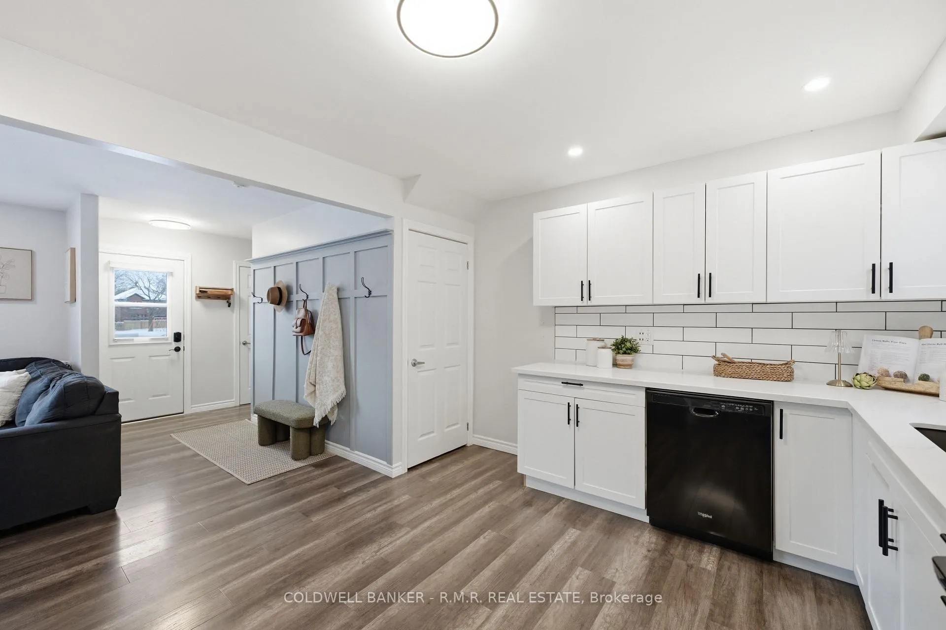 Photo 10 of 425 Bay Street, Scugog, Port Perry — HOMEH