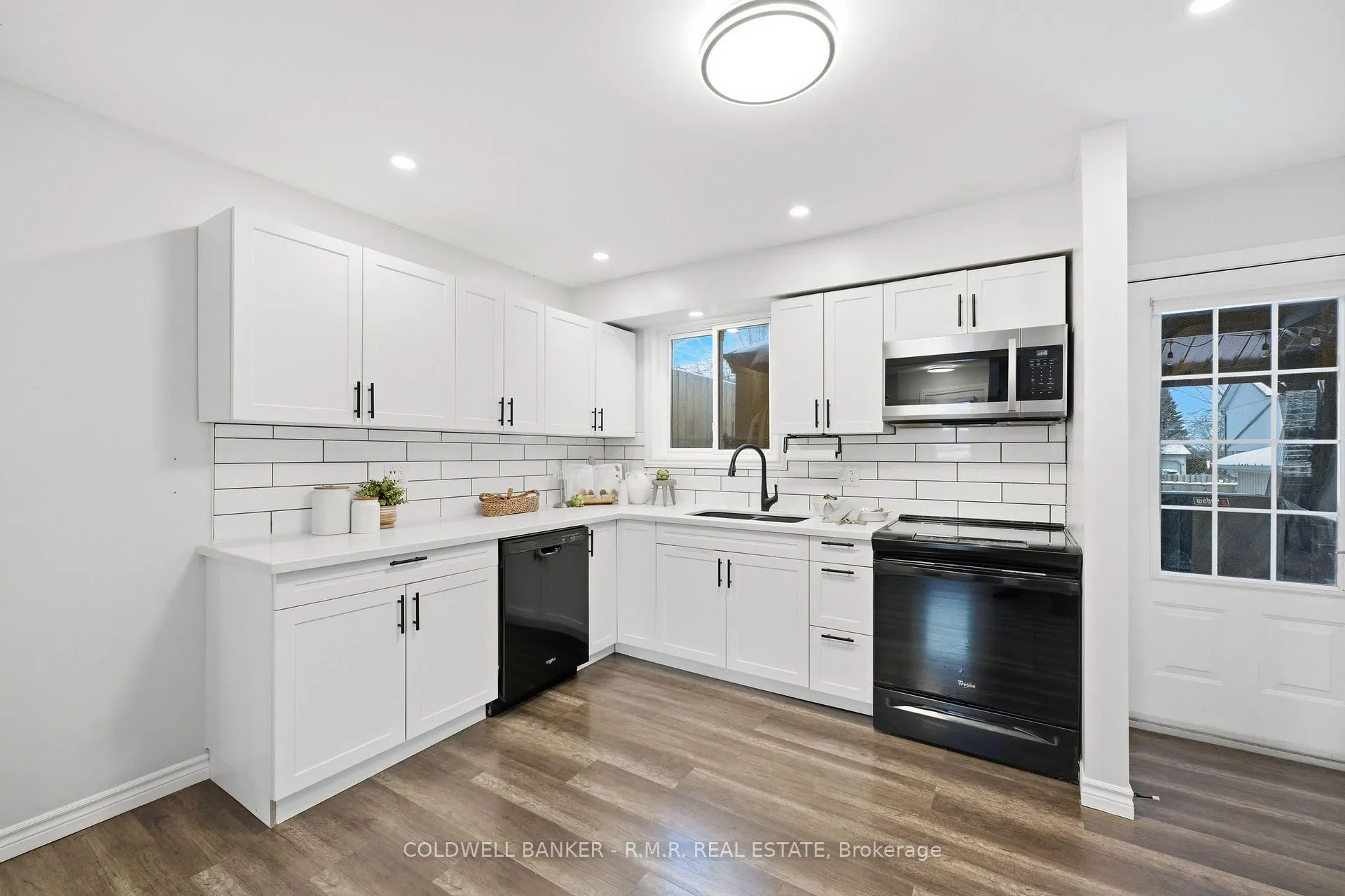 Photo 11 of 425 Bay Street, Scugog, Port Perry — HOMEH