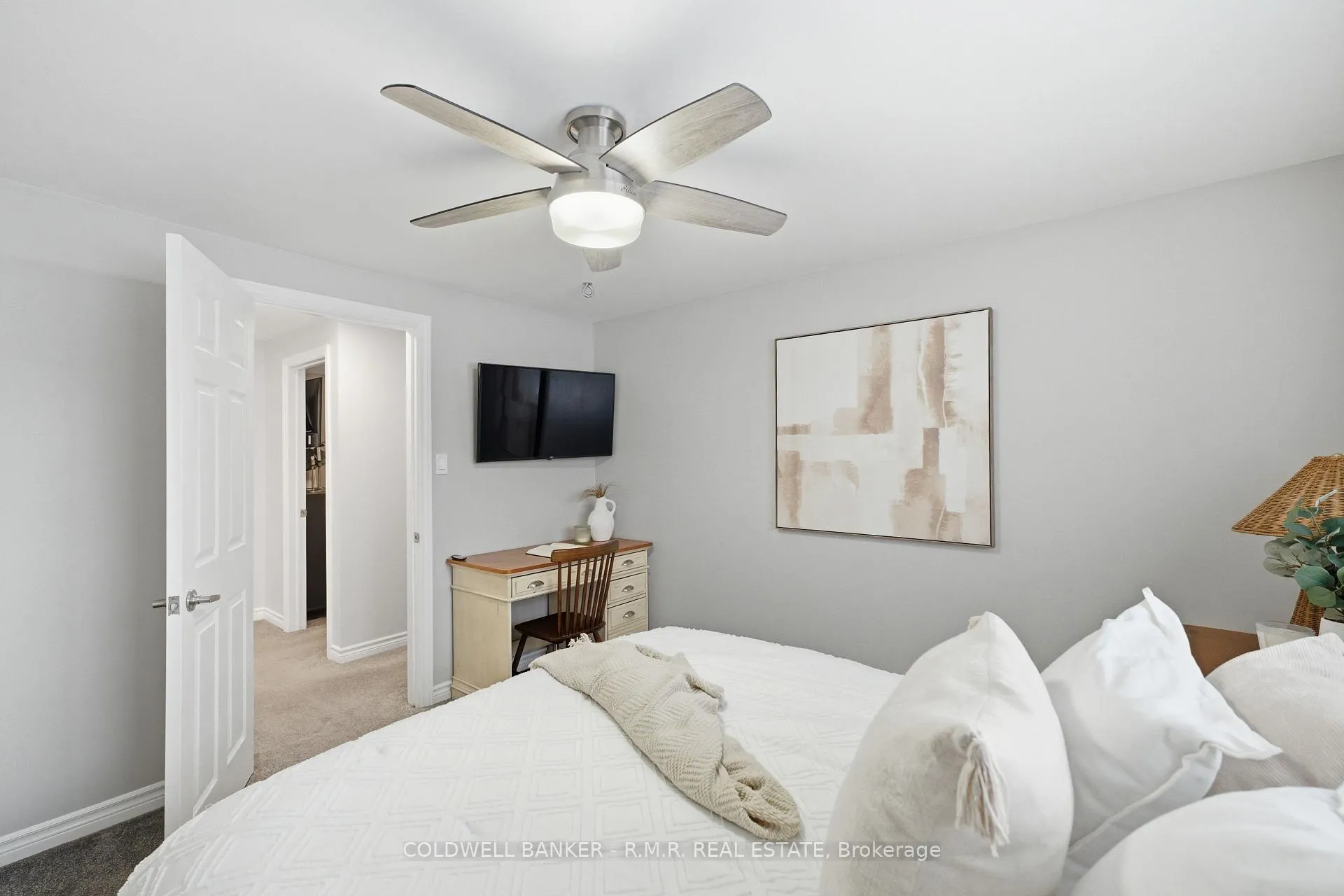 Photo 20 of 425 Bay Street, Scugog, Port Perry — HOMEH