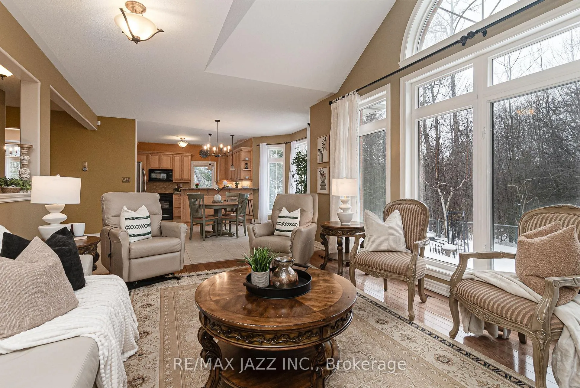 Photo 7 of 66 Fourth Avenue, Clarington, Courtice — HOMEH