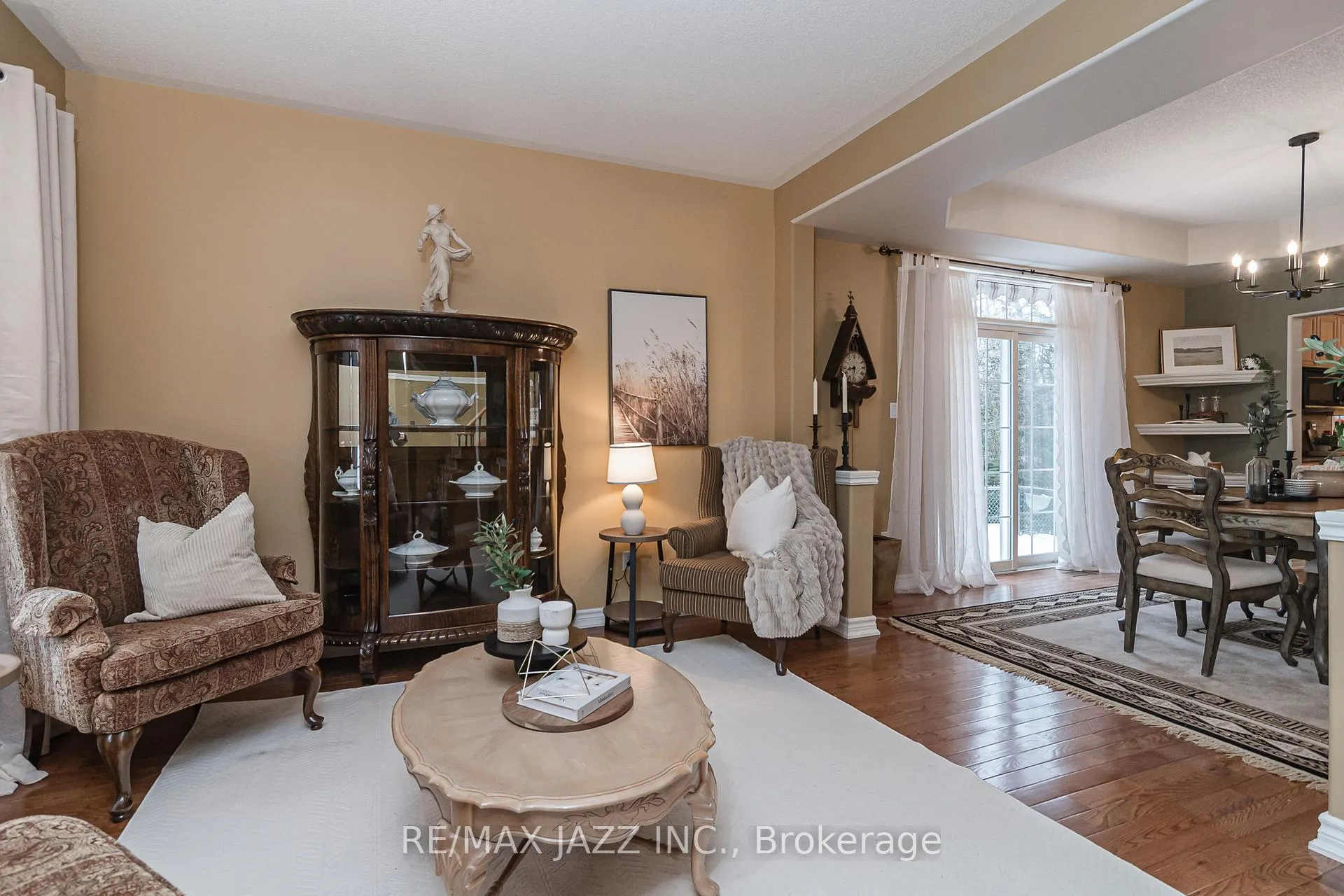 Photo 10 of 66 Fourth Avenue, Clarington, Courtice — HOMEH