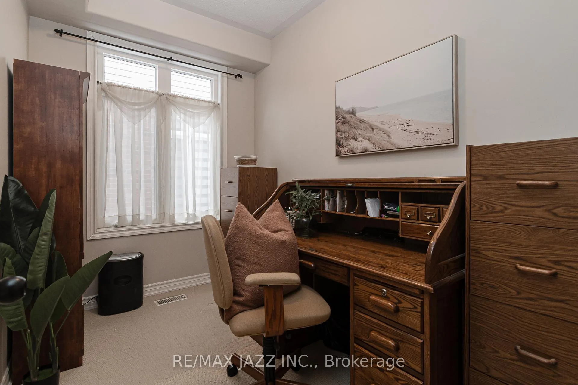 Photo 11 of 66 Fourth Avenue, Clarington, Courtice — HOMEH