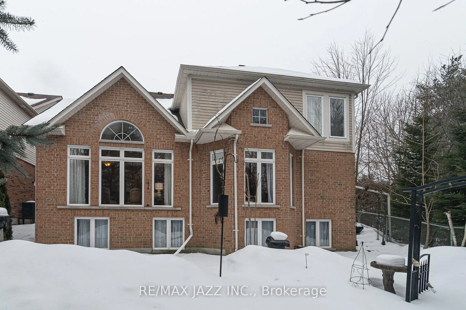 Photo 23 of 66 Fourth Avenue, Clarington, Courtice — HOMEH