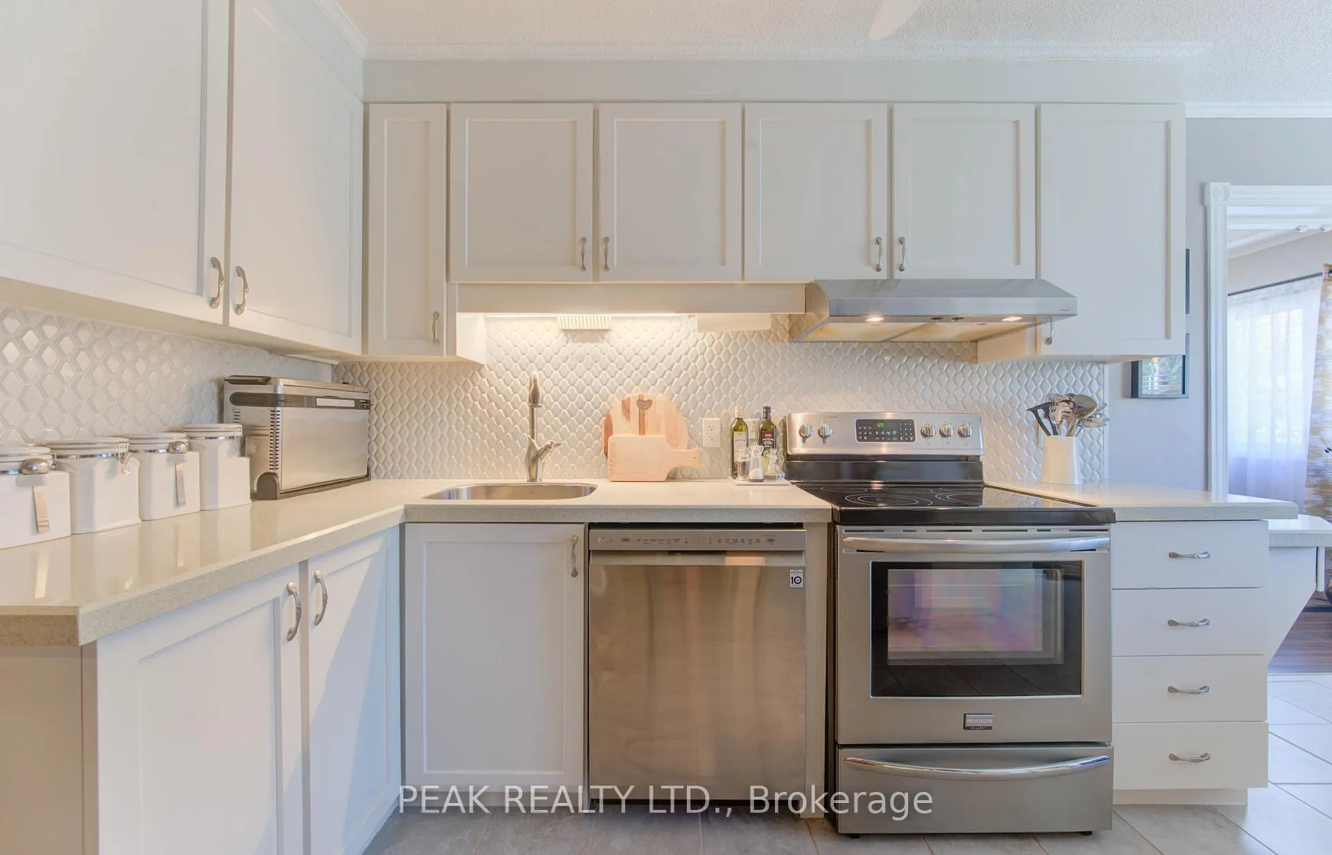 Photo 18 of Unit 71, 30 Green Valley Drive, Out of Area — HOMEH