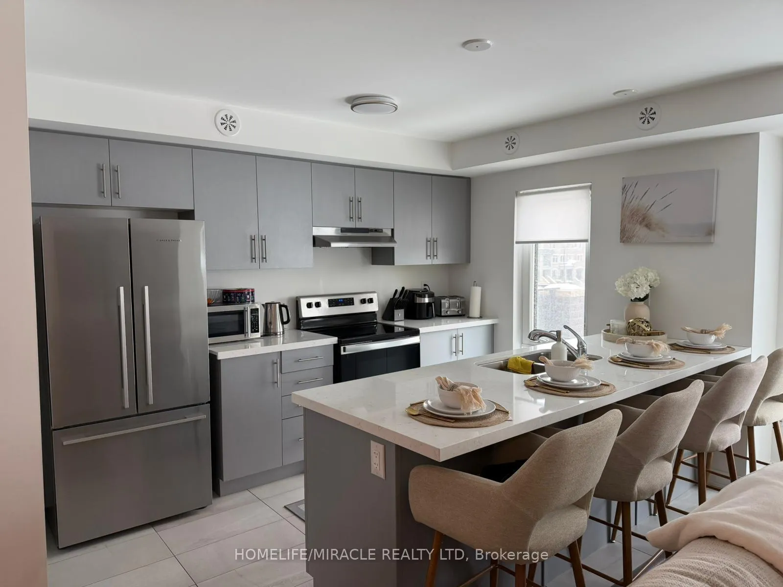 Photo 2 of Unit 14, 185 Veterans Drive, Brampton, Northwest Brampton — HOMEH
