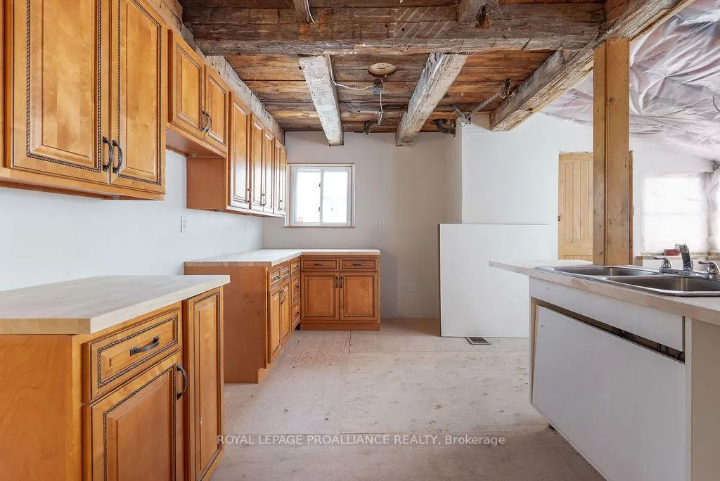 Photo 17 of 25 Thomas Street, Tweed, Hungerford (Twp) — HOMEH
