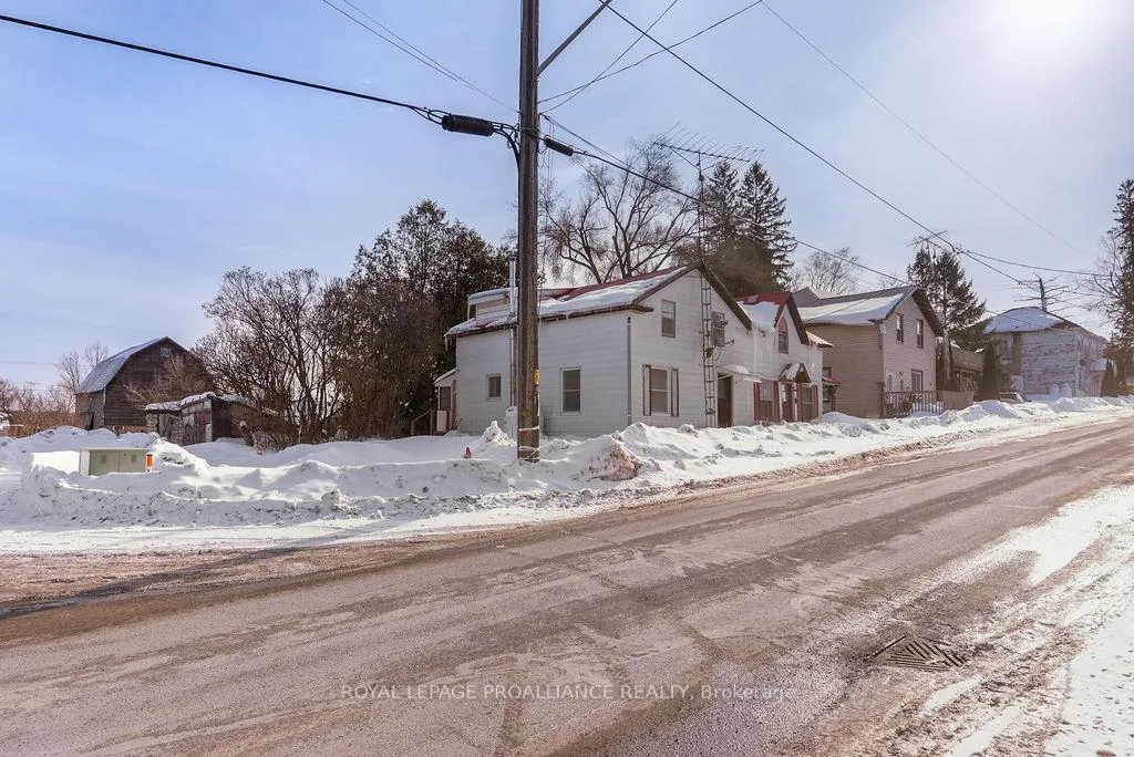 Photo 36 of 25 Thomas Street, Tweed, Hungerford (Twp) — HOMEH
