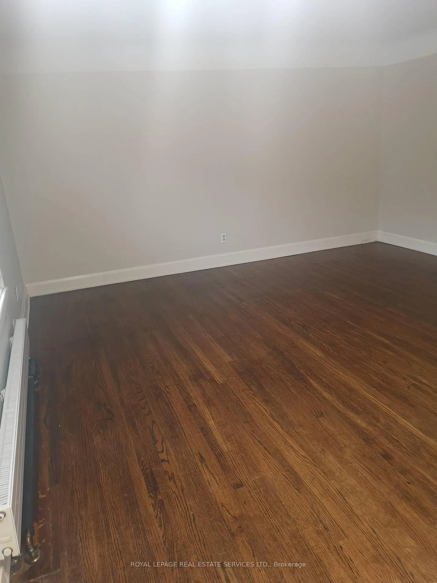 Photo 4 of Unit 8, 10 Rockwood Place, Hamilton, Durand — HOMEH