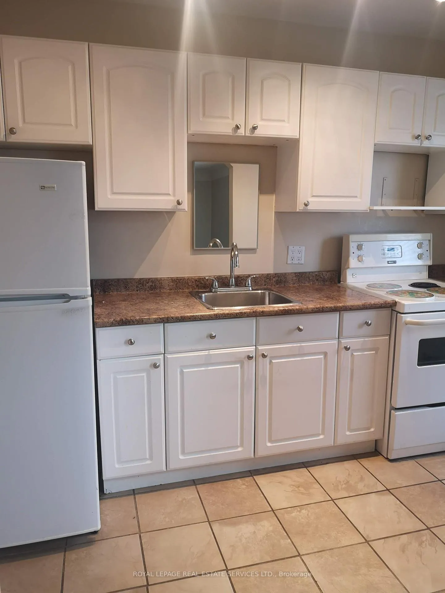 Photo 8 of Unit 8, 10 Rockwood Place, Hamilton, Durand — HOMEH