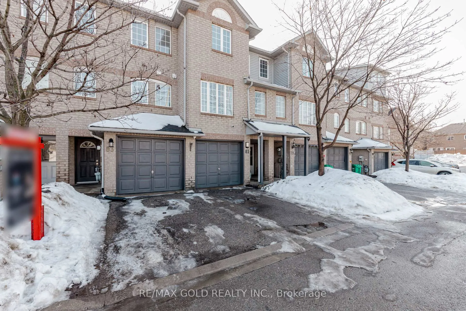 Photo 2 of 83 Spadina Road, Brampton, Brampton West — HOMEH