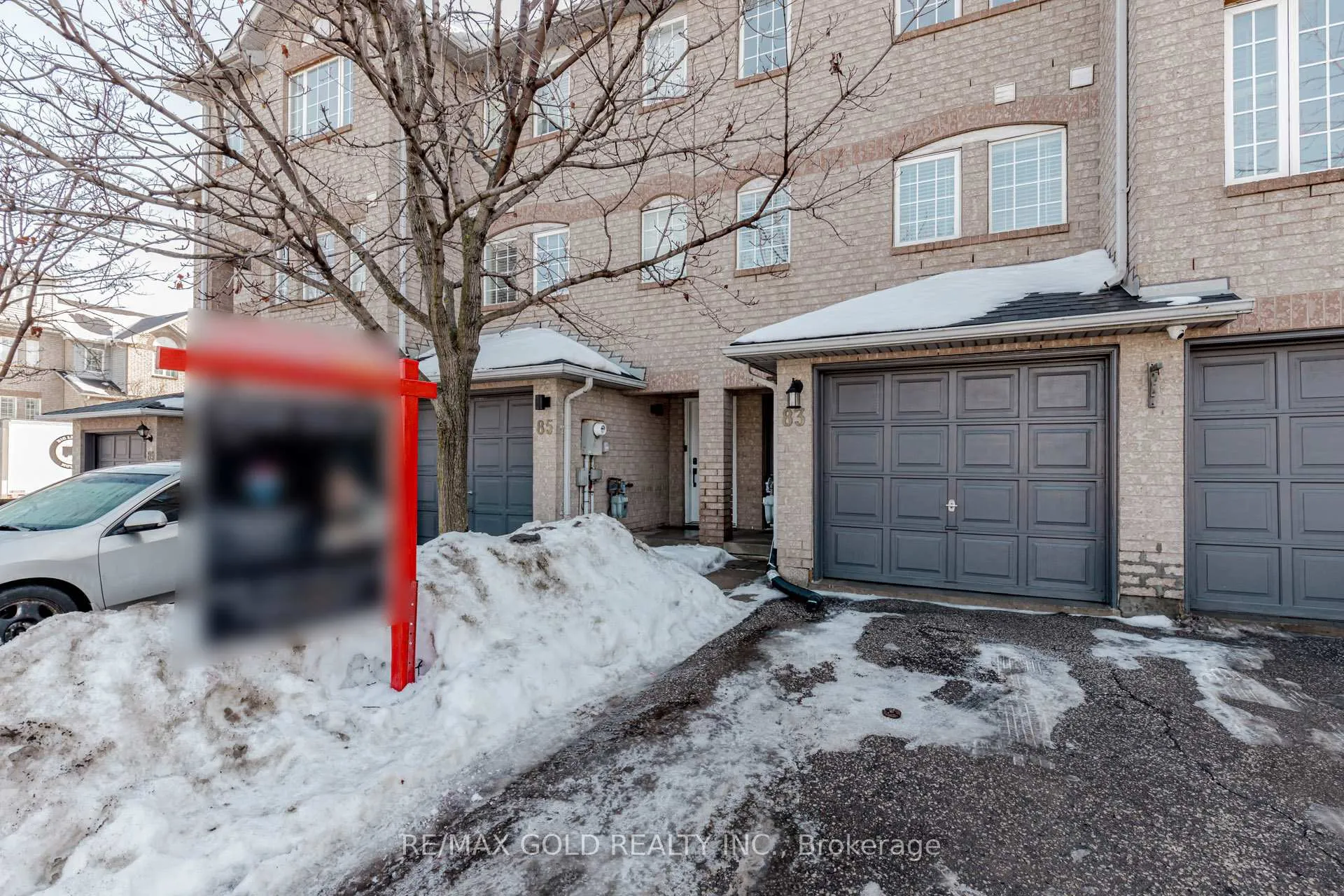 Photo 3 of 83 Spadina Road, Brampton, Brampton West — HOMEH