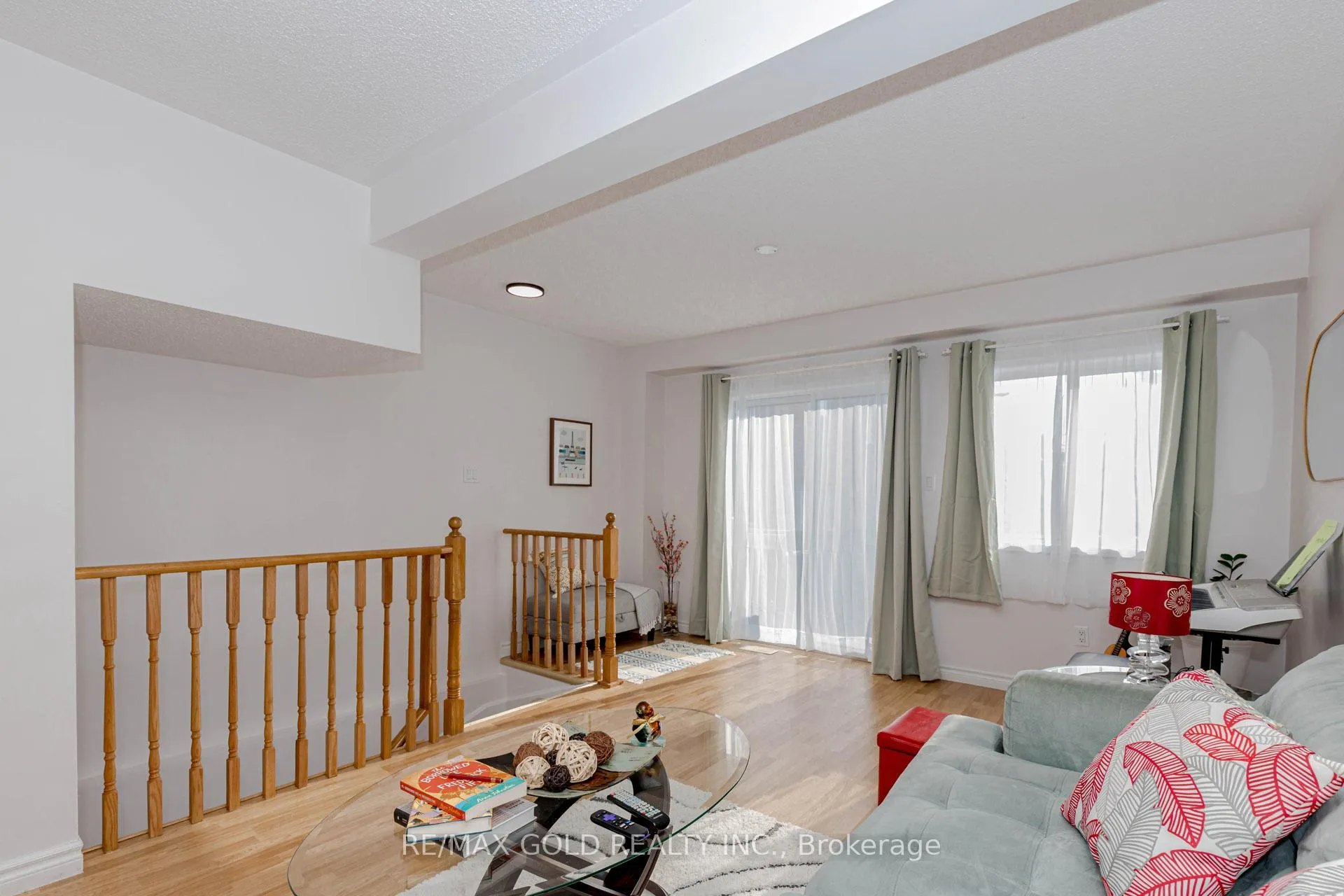 Photo 15 of 83 Spadina Road, Brampton, Brampton West — HOMEH
