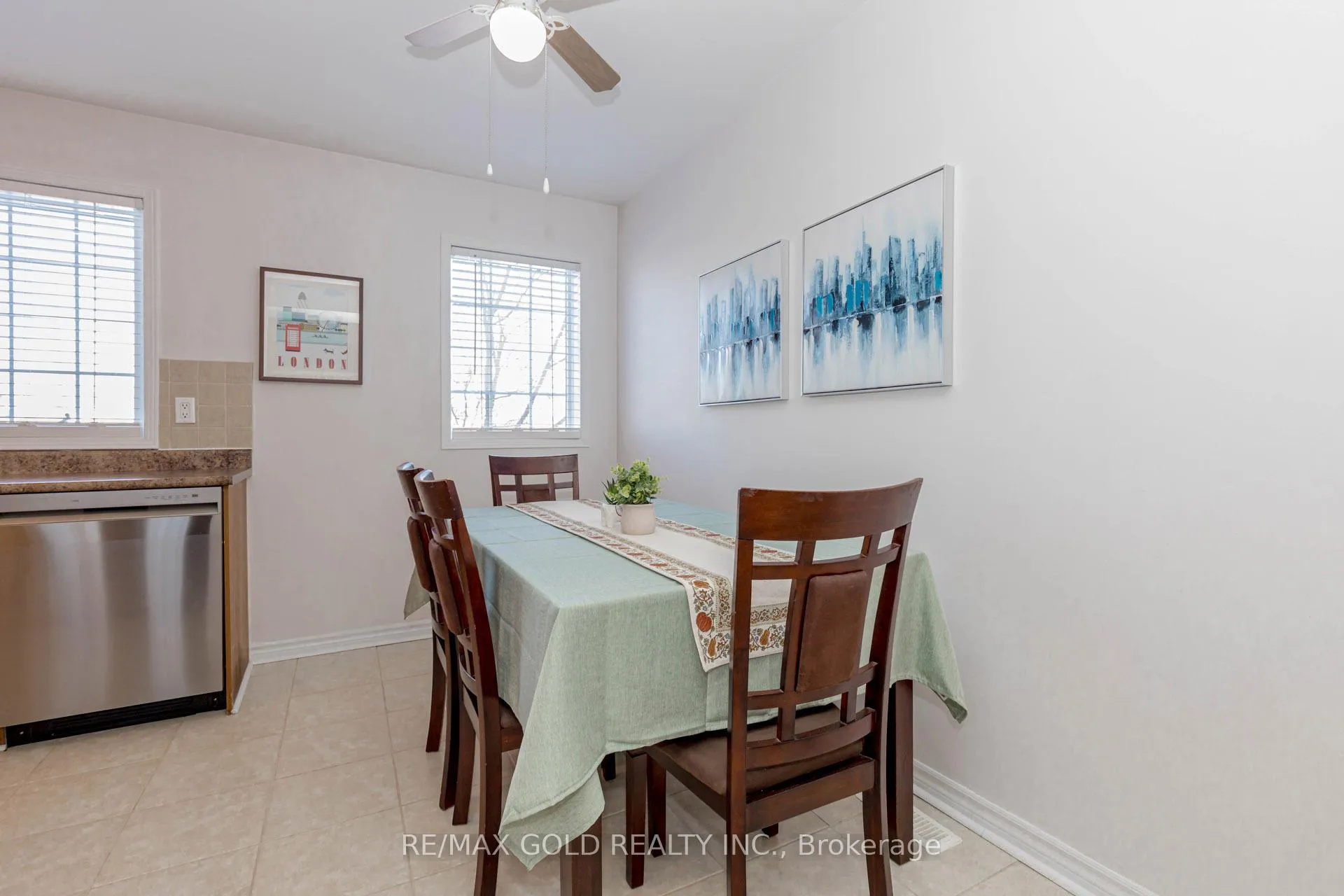 Photo 18 of 83 Spadina Road, Brampton, Brampton West — HOMEH