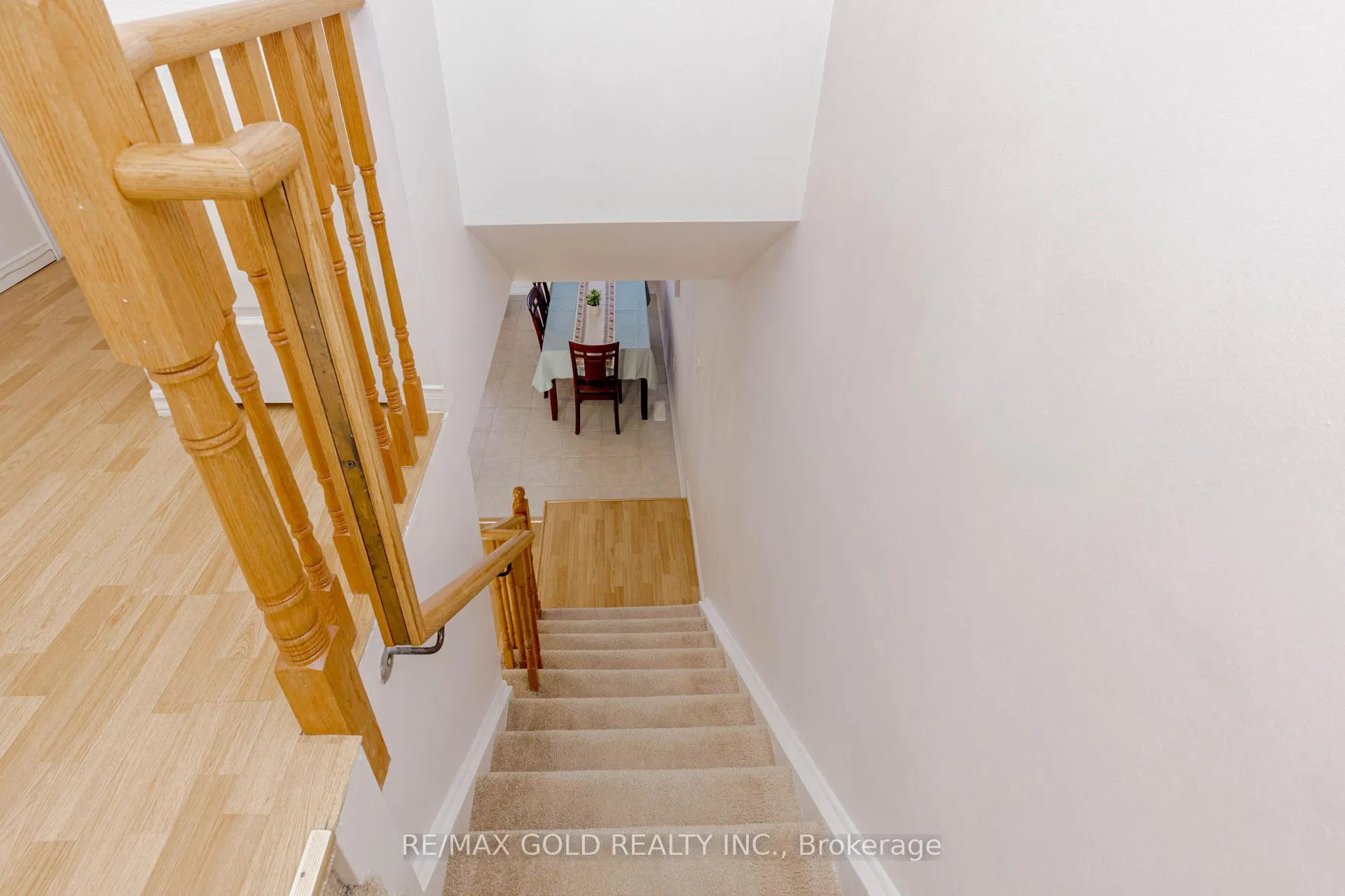 Photo 32 of 83 Spadina Road, Brampton, Brampton West — HOMEH