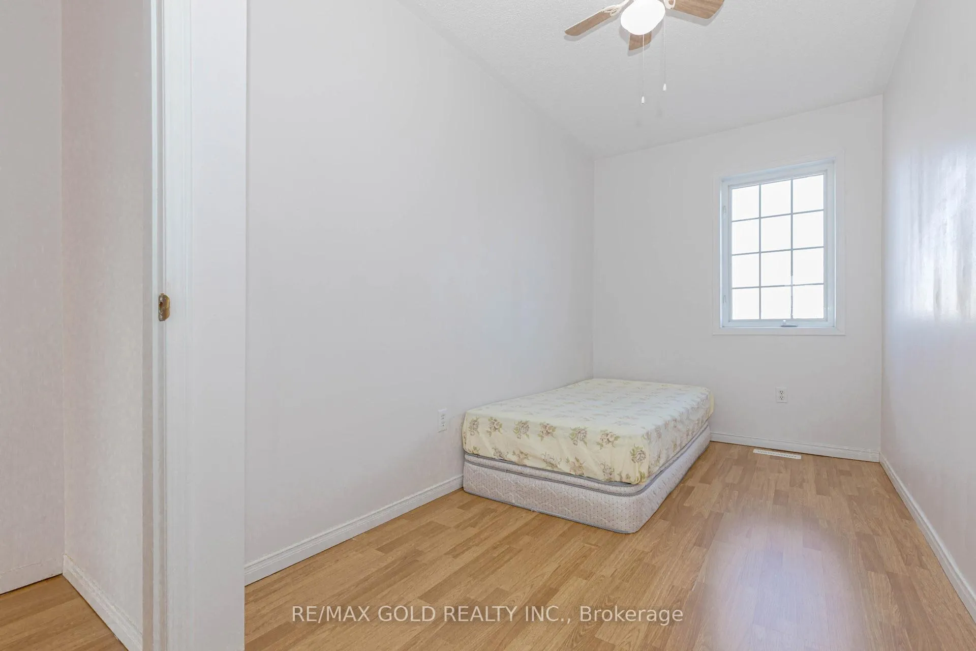 Photo 45 of 83 Spadina Road, Brampton, Brampton West — HOMEH
