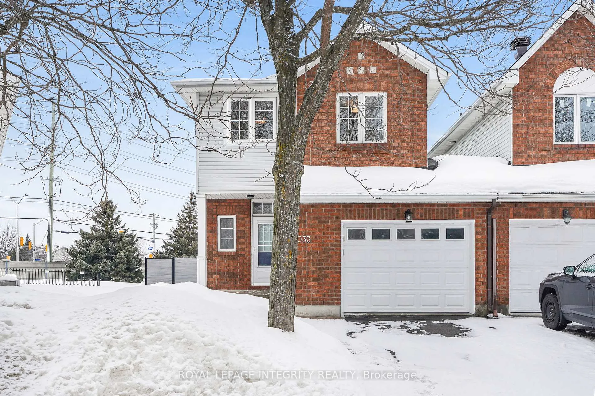 Photo 1 of 1033 Markwick Crescent, Ottawa, Notting Hill/Summerside — HOMEH