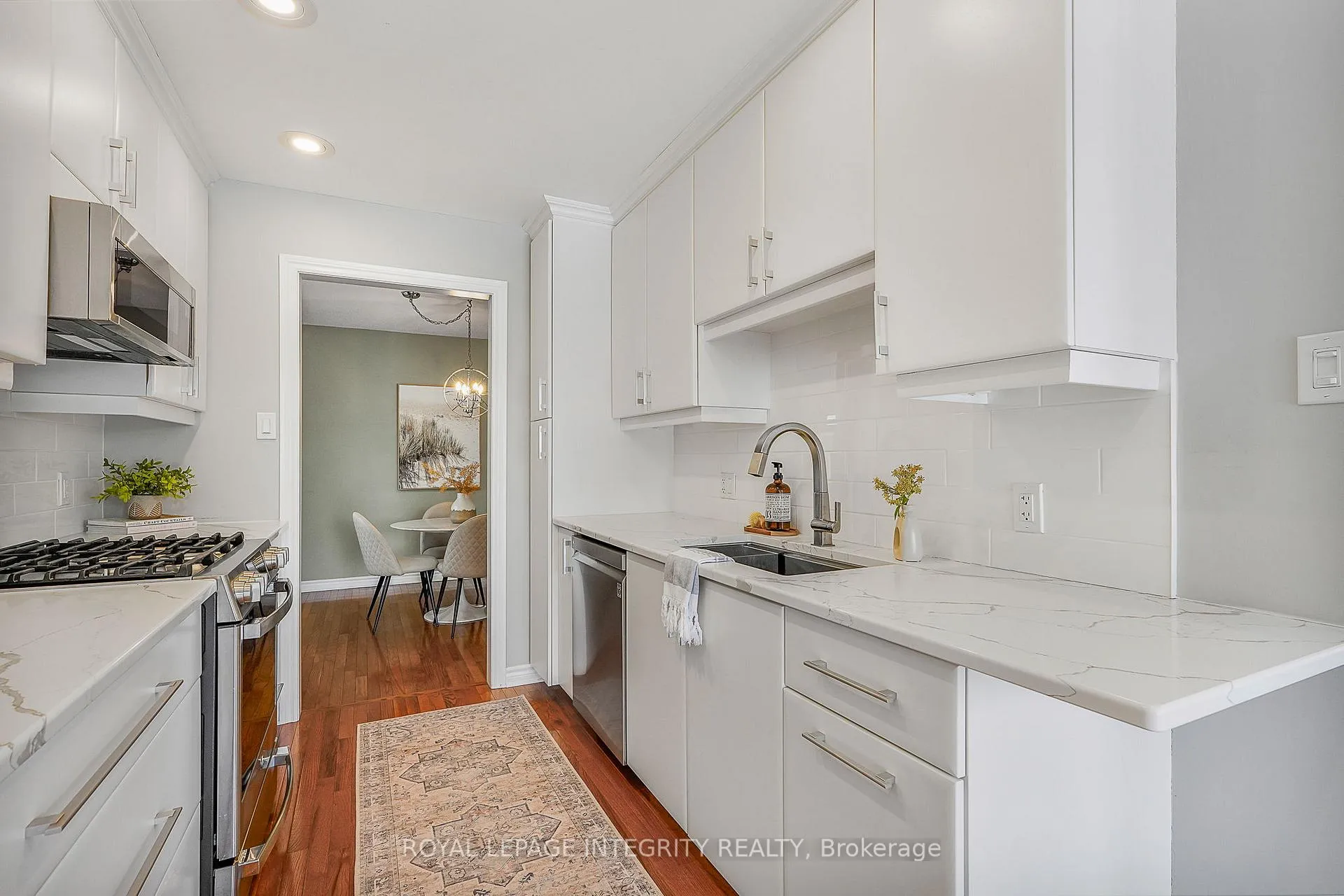 Photo 15 of 1033 Markwick Crescent, Ottawa, Notting Hill/Summerside — HOMEH
