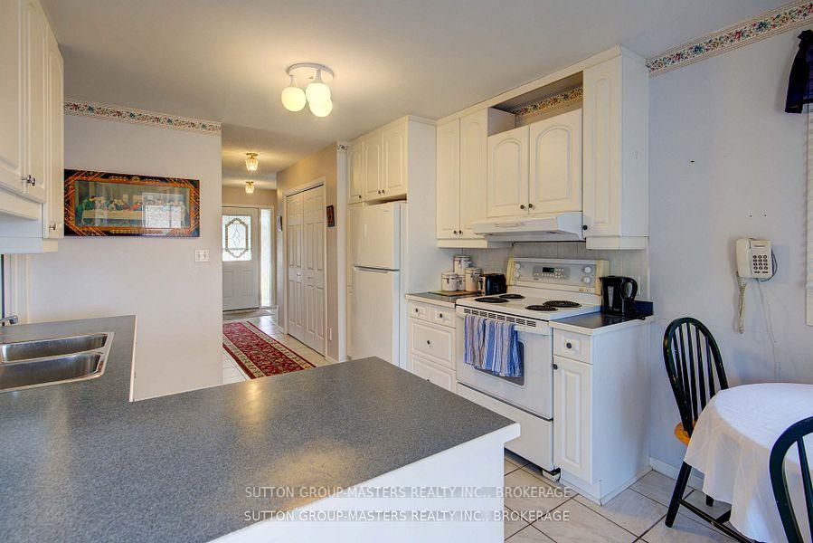 Photo 5 of 681 Rivermeade Avenue, Kingston, East Gardiners Rd — HOMEH