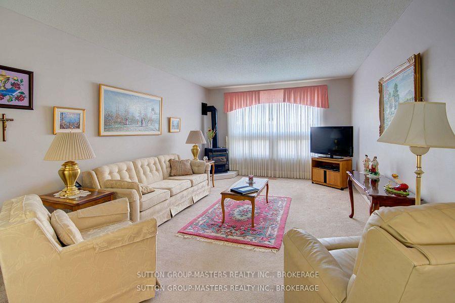Photo 15 of 681 Rivermeade Avenue, Kingston, East Gardiners Rd — HOMEH