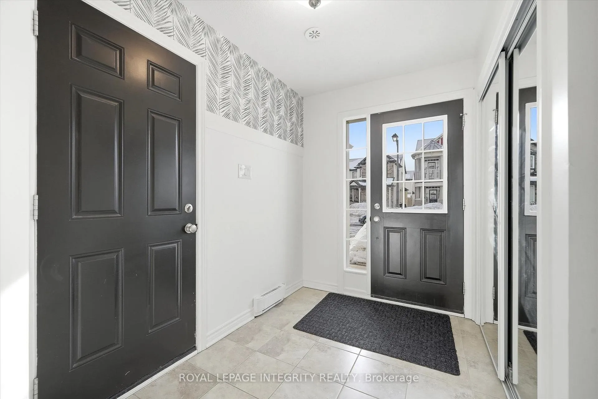 Photo 3 of 67 Luminescence Way, Ottawa, Notting Hill/Summerside — HOMEH