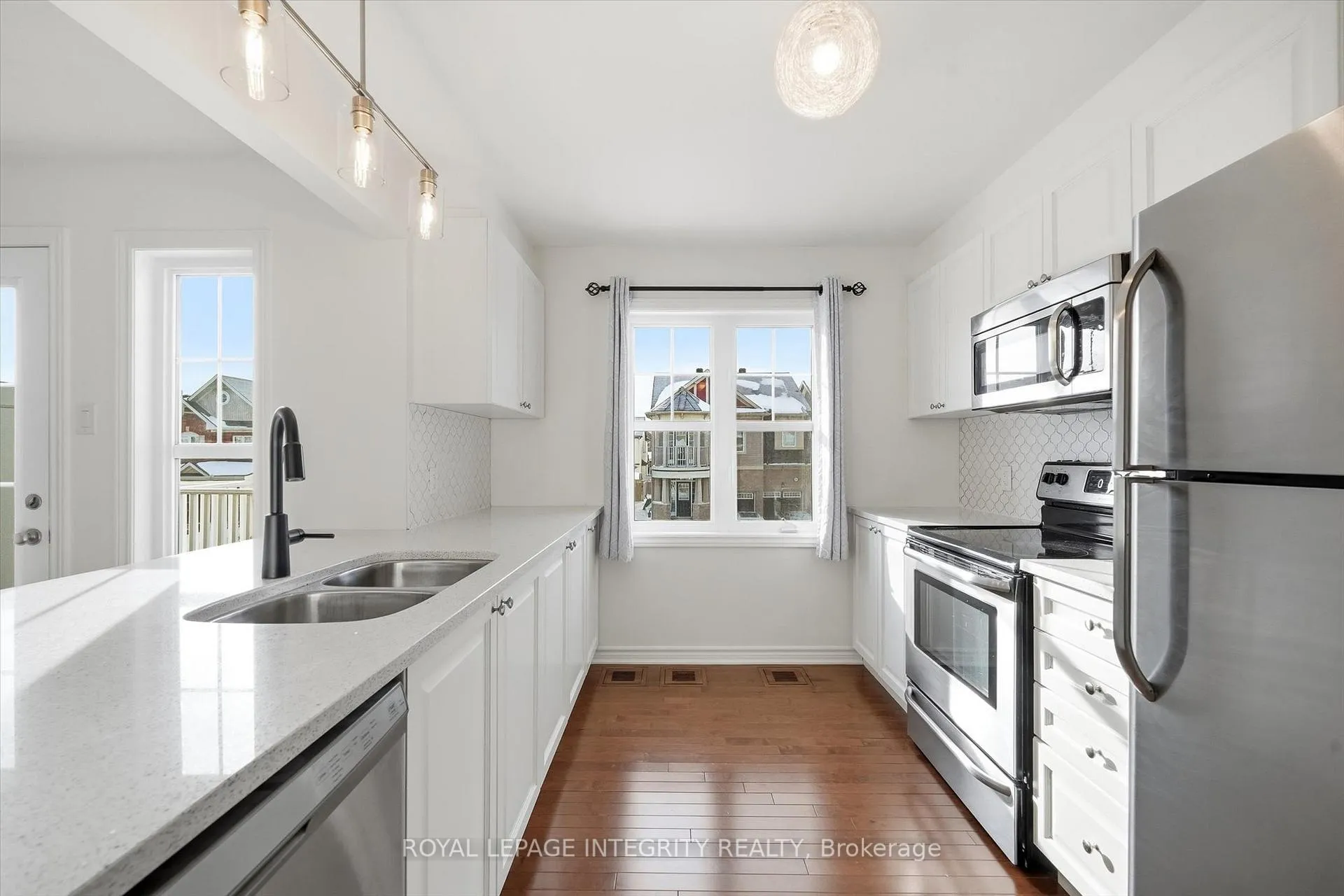 Photo 13 of 67 Luminescence Way, Ottawa, Notting Hill/Summerside — HOMEH