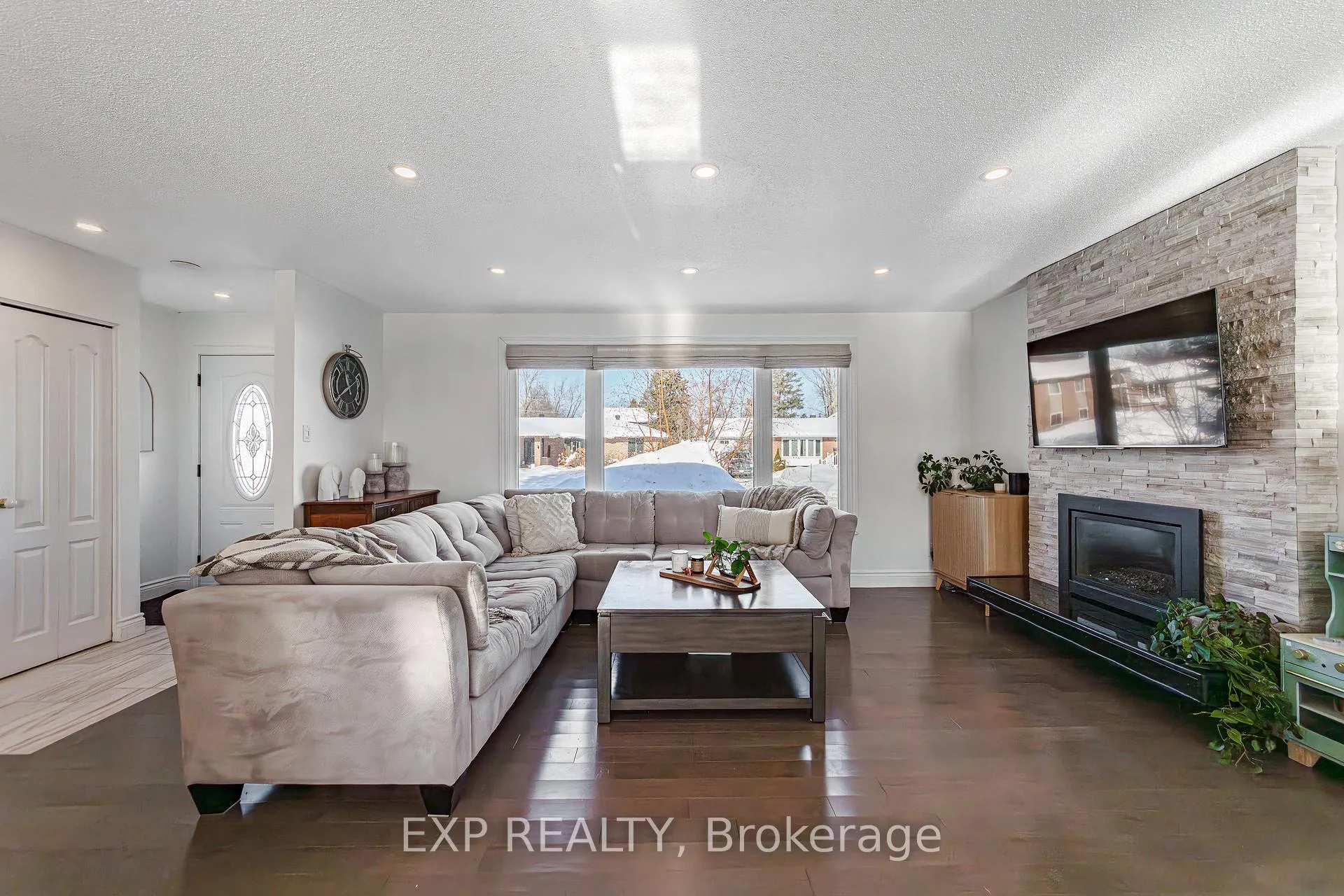 Photo 3 of 1159 Jean Park Road, Ottawa, Manotick Long Island & Nicholls Island — HOMEH