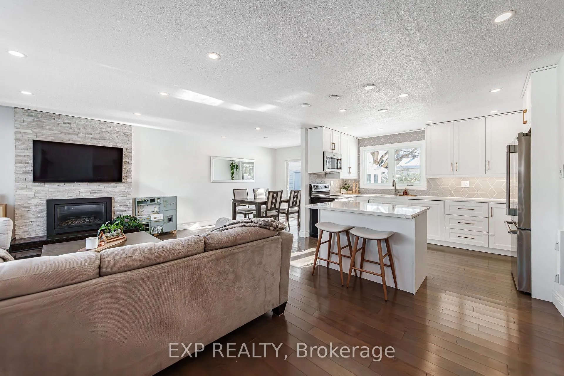 Photo 7 of 1159 Jean Park Road, Ottawa, Manotick Long Island & Nicholls Island — HOMEH