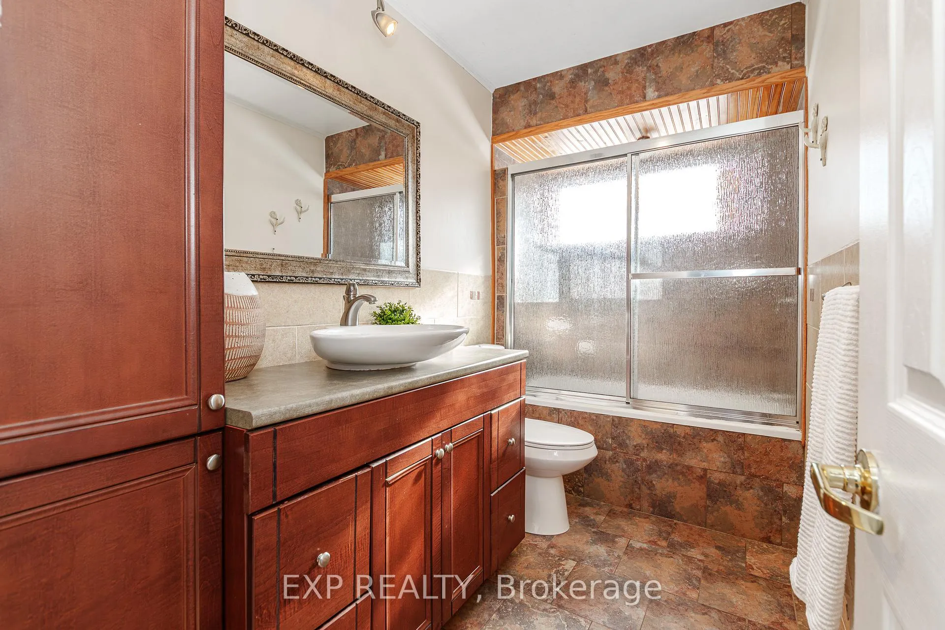 Photo 13 of 1159 Jean Park Road, Ottawa, Manotick Long Island & Nicholls Island — HOMEH