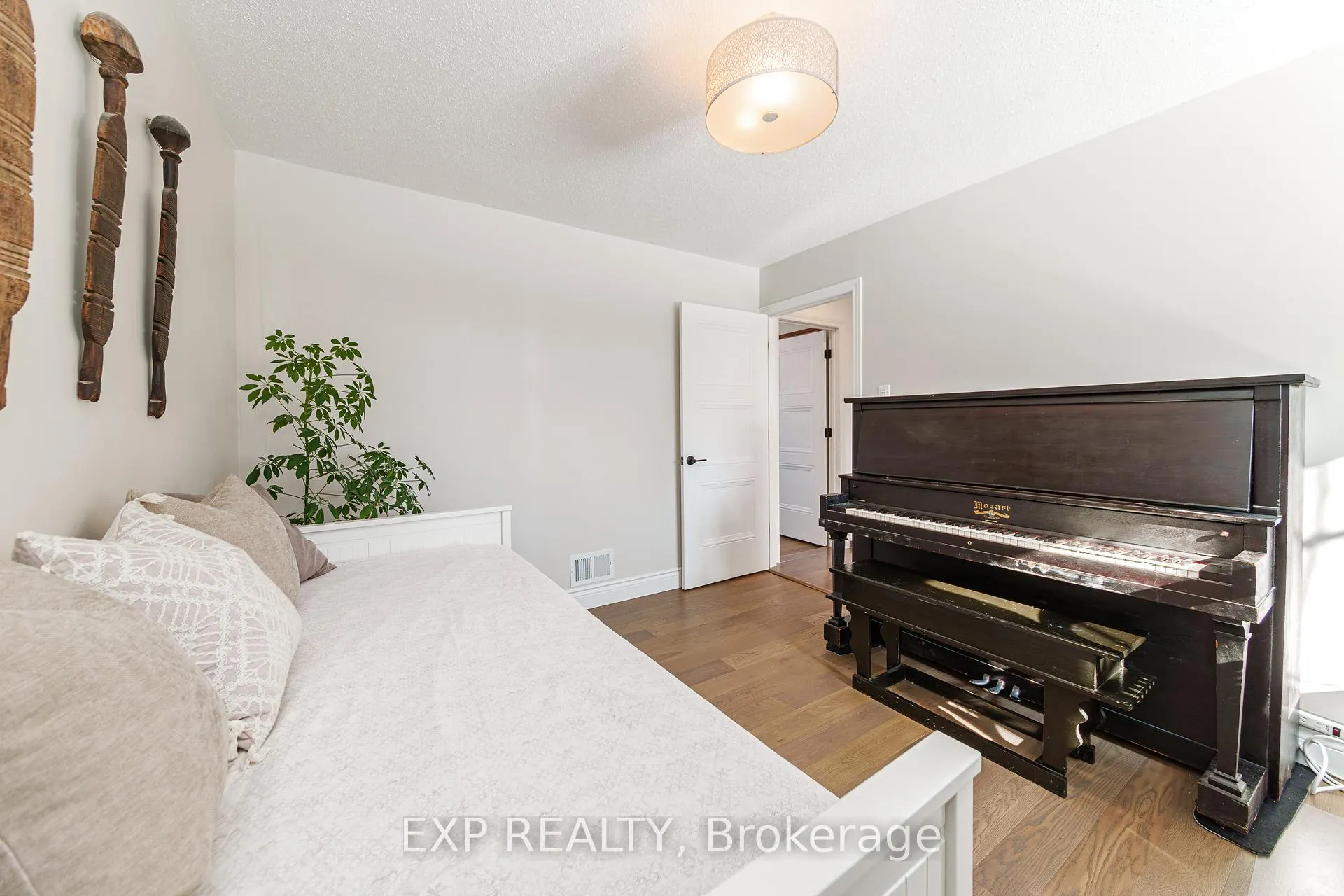 Photo 14 of 1159 Jean Park Road, Ottawa, Manotick Long Island & Nicholls Island — HOMEH