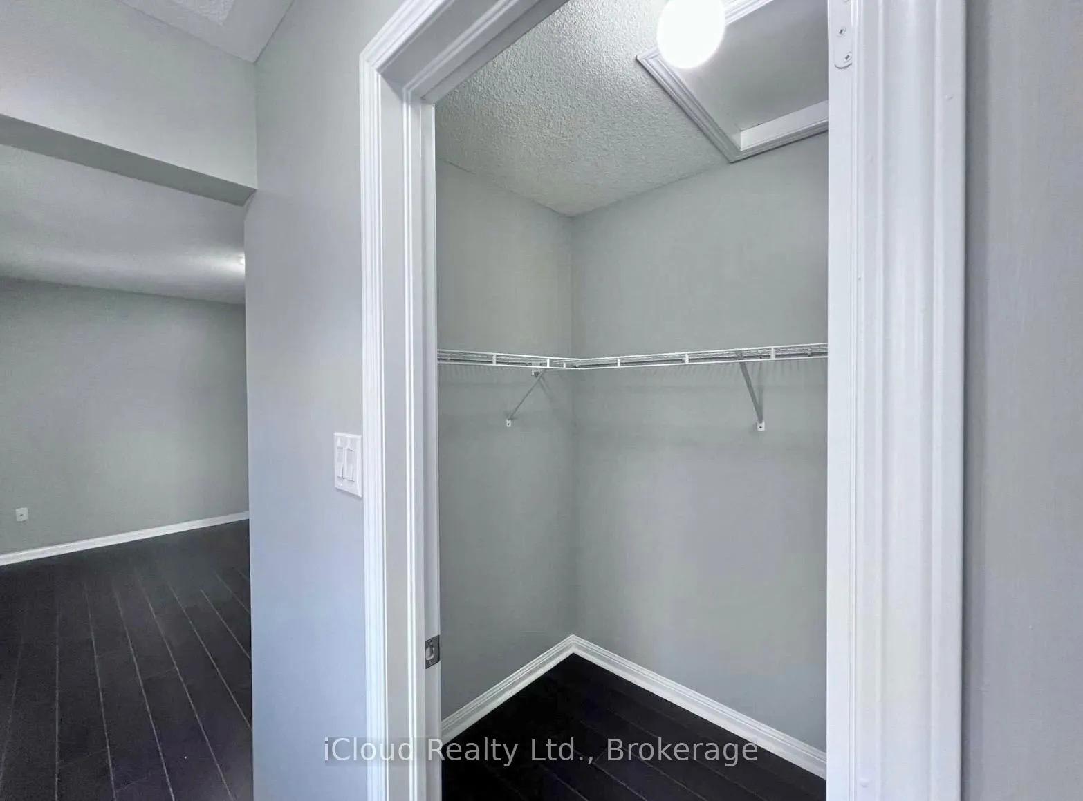 Photo 9 of 450 Pozbou Crescent, Milton, Willmott — HOMEH