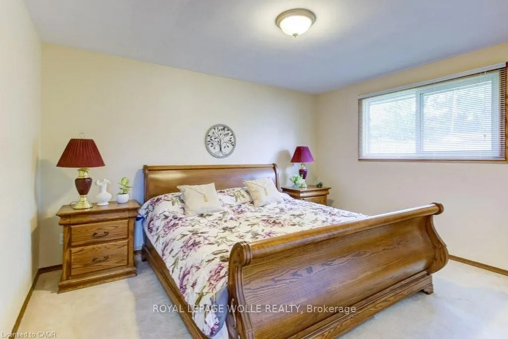 Photo 13 of 582 Skylark Road, Waterloo — HOMEH