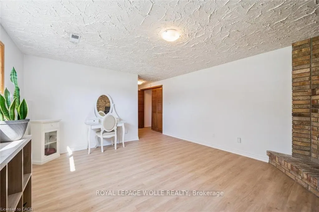 Photo 19 of 582 Skylark Road, Waterloo — HOMEH