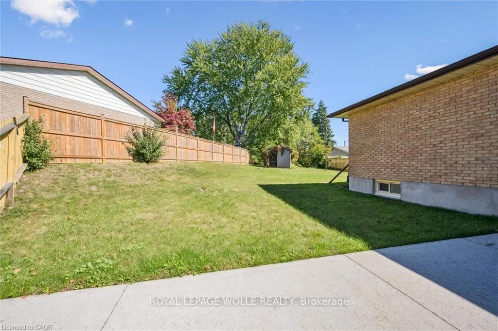 Photo 24 of 582 Skylark Road, Waterloo — HOMEH