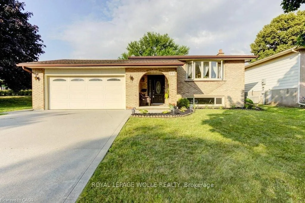 Photo 1 of 582 Skylark Road, Waterloo — HOMEH
