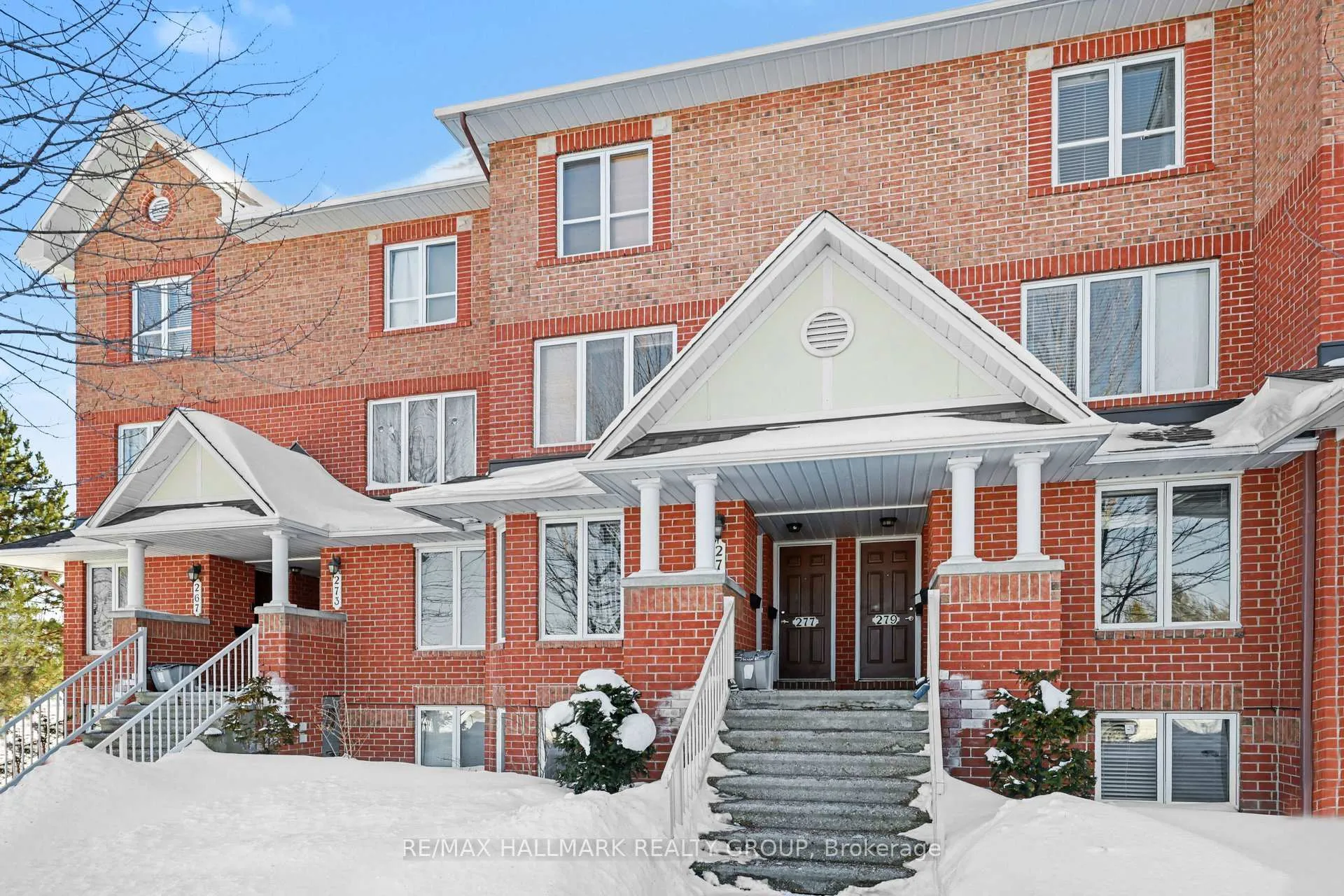 Photo 2 of 275 Aquaview Drive, Ottawa, Avalon East — HOMEH