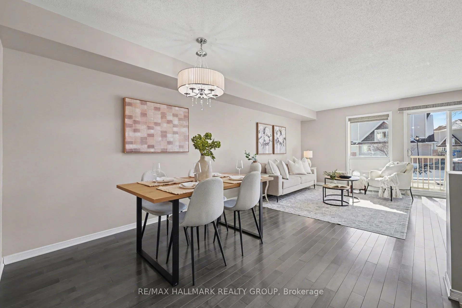 Photo 10 of 275 Aquaview Drive, Ottawa, Avalon East — HOMEH