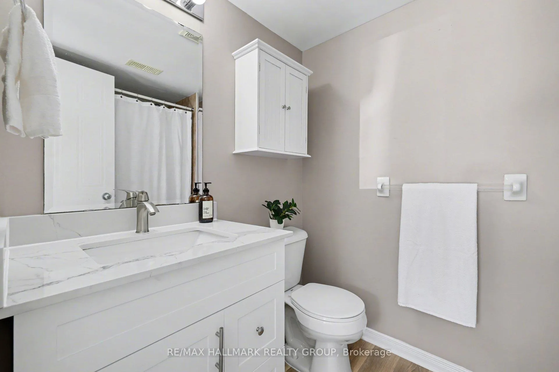 Photo 15 of 275 Aquaview Drive, Ottawa, Avalon East — HOMEH