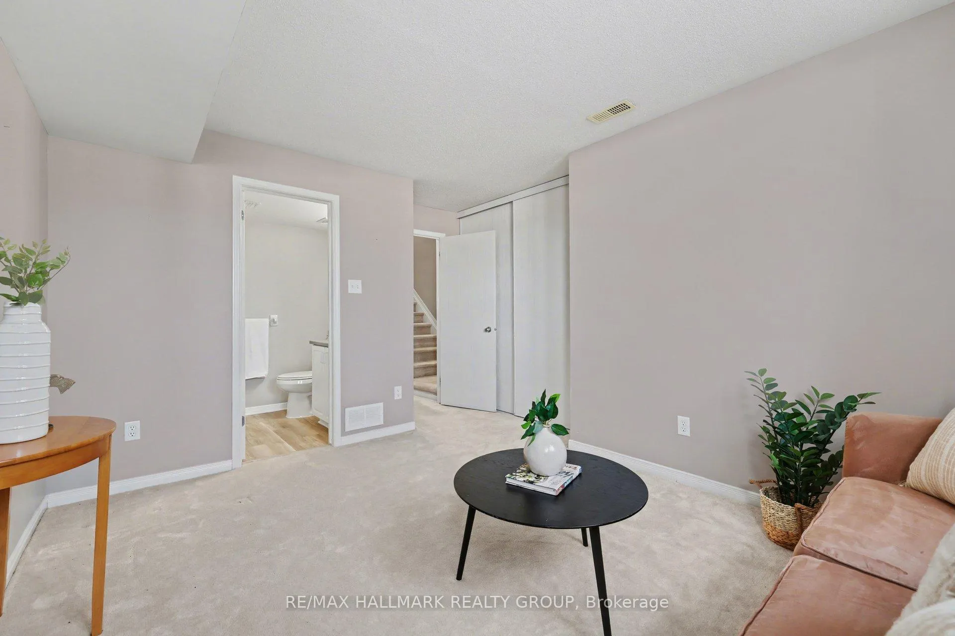 Photo 17 of 275 Aquaview Drive, Ottawa, Avalon East — HOMEH