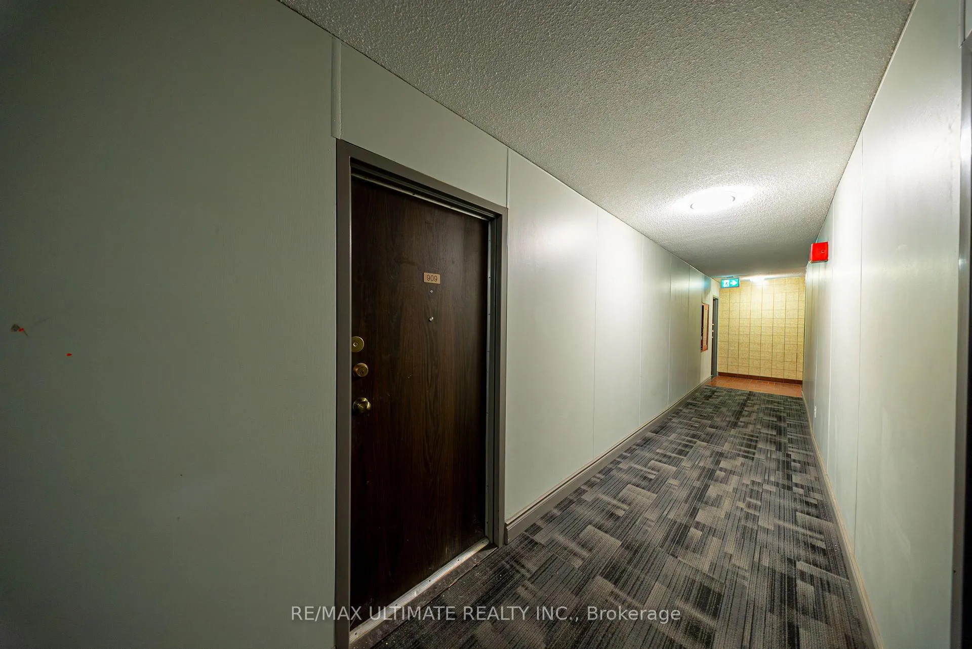 Photo 4 of Unit 909, 390 Dixon Road, Etobicoke, Kingsview Village-The Westway — HOMEH