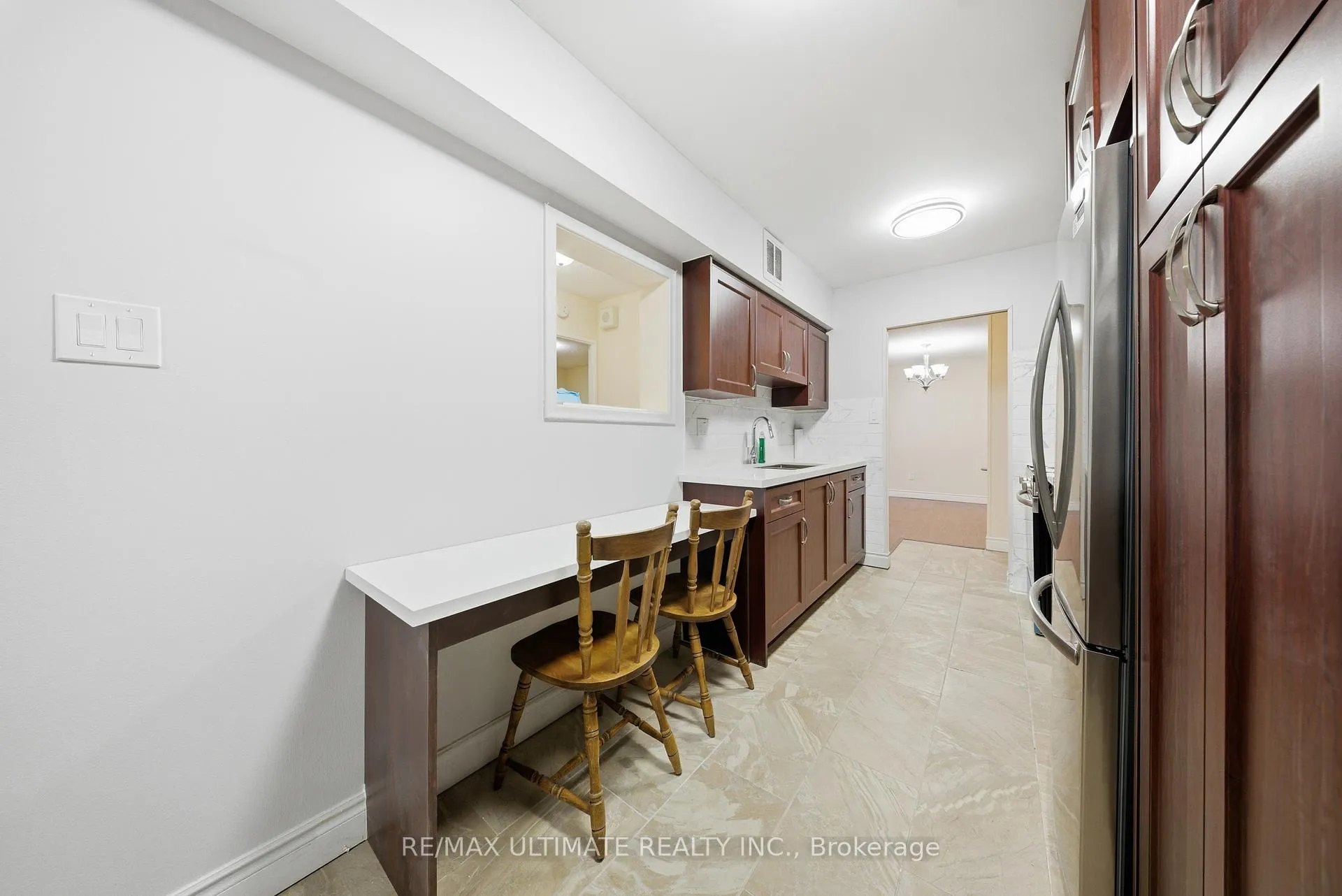 Photo 7 of Unit 909, 390 Dixon Road, Etobicoke, Kingsview Village-The Westway — HOMEH