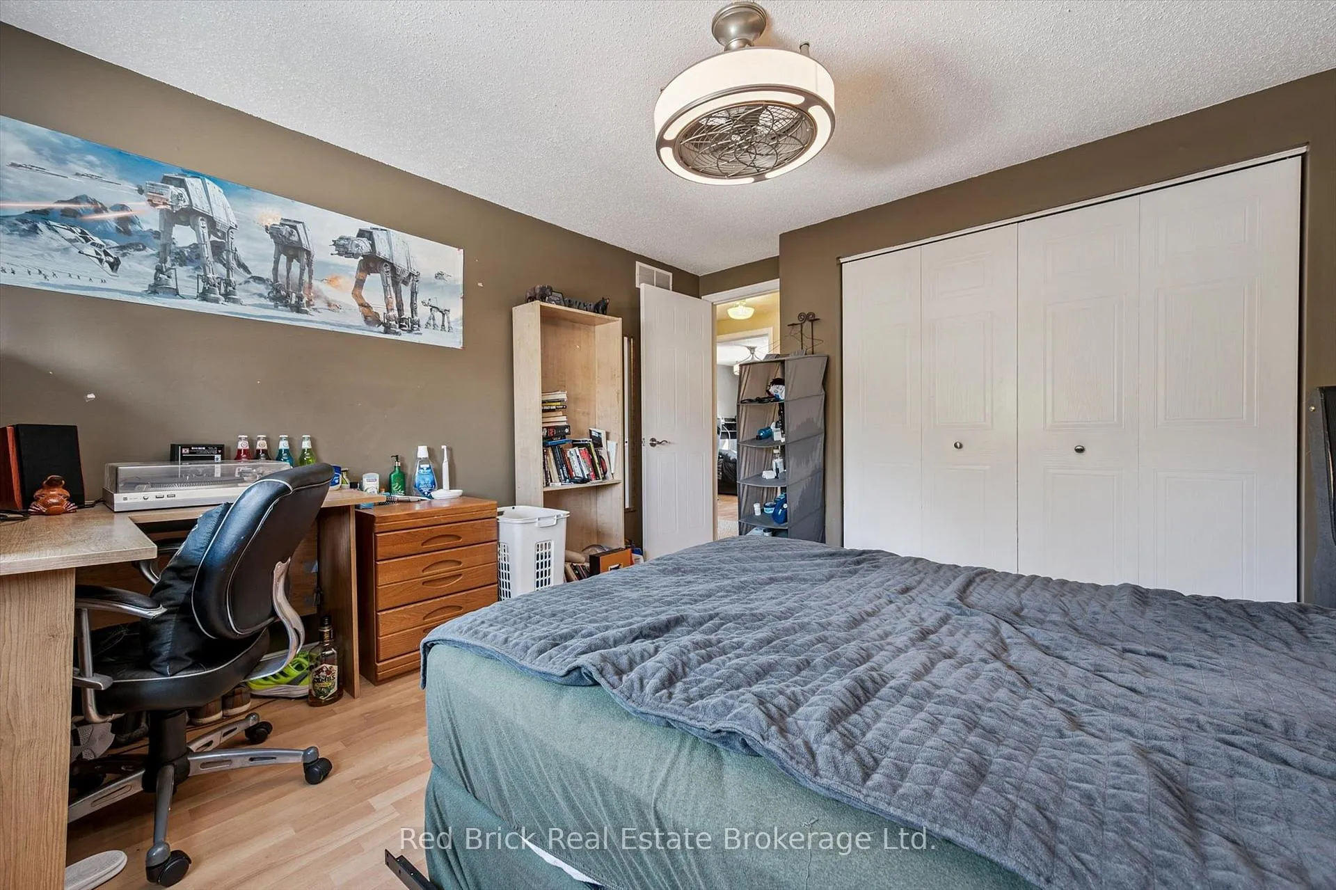 Photo 12 of 11 Moss Place, Guelph, Kortright West — HOMEH